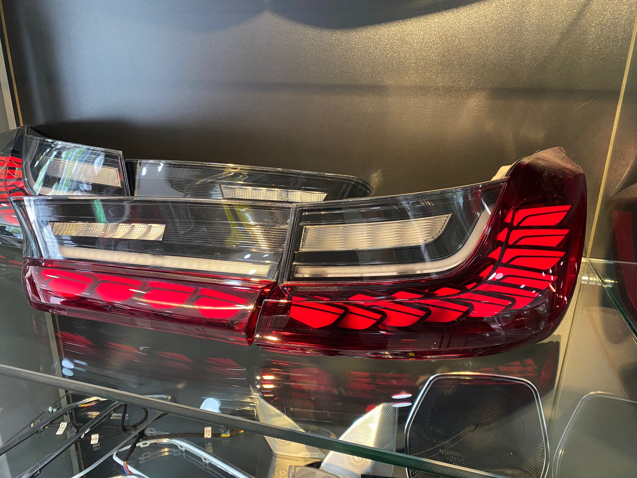 BMW G20 GTS OLED STOP LAMBASI- Kırmızı